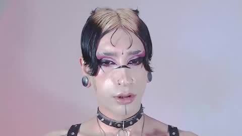     online show from 12-05-24, 11:18
