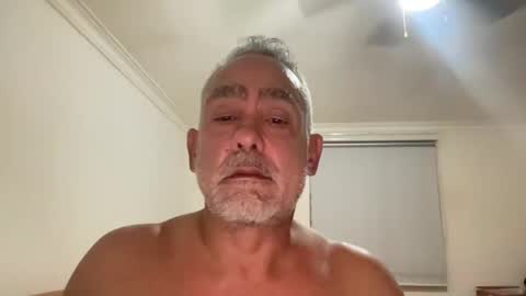 alientv online show from 11-05-25, 03:17