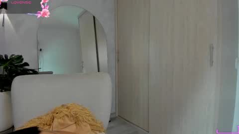 Snapshot of aliessiarose1 chatting on 04-13-26, 11:16 Ali online show from 04-13-26, 11:16