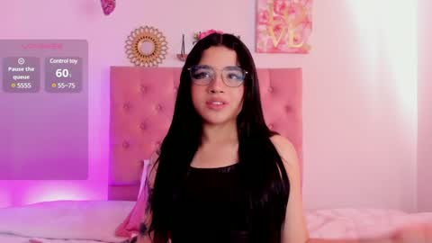 aliice_walker_ online show from 12-02-24, 03:47