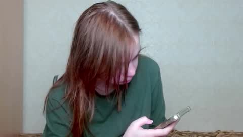 Snapshot of aliiice_stone chatting on 11-05-25, 07:25 Alice online show from 11-05-25, 07:25