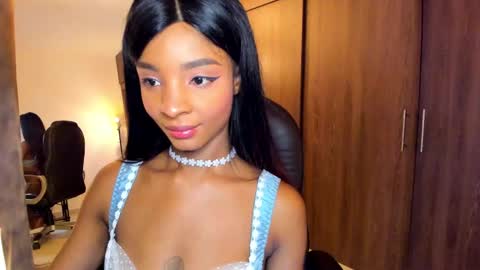 Snapshot of alika_houston chatting on 09-10-25, 02:55 IG Alik nasso online show from 09-10-25, 02:55