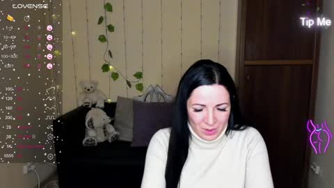 Alika online show from 01-20-25, 04:23