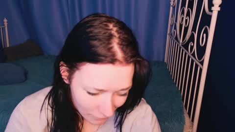 Snapshot of alina_cute_ chatting on 01-11-25, 04:27 Alina online show from 01-11-25, 04:27