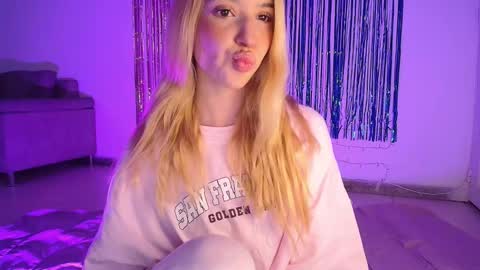 Alina  online show from 11-06-25, 02:56