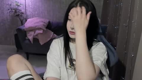 Aline Greeeen online show from 10-27-25, 04:16