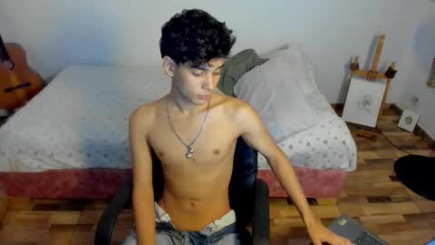 AliotTwink online show from 01-09-26, 02:14