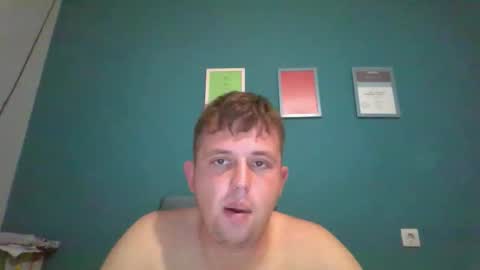 Snapshot of aliprcalica1 chatting on 09-22-25, 04:09 Chris online show from 09-22-25, 04:09