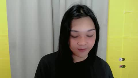 Snapshot of alisa_kiss_ chatting on 12-24-24, 06:11 Shanti xhey online show from 12-24-24, 06:11