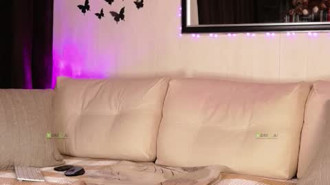 Alice online show from 11-12-25, 02:01