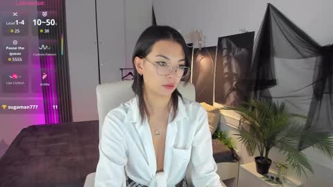 Snapshot of alisasian chatting on 09-28-25, 06:30 Alice online show from 09-28-25, 06:30