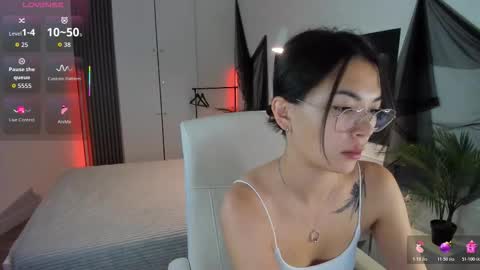 Snapshot of alisasian chatting on 11-18-25, 07:46 Alice online show from 11-18-25, 07:46