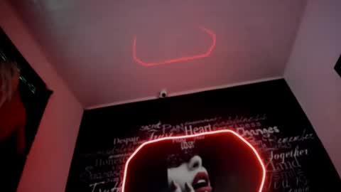 alishaa_nixx online show from 09-12-25, 12:55