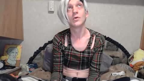 Snapshot of alishaluv chatting on 11-21-25, 09:52 Alisha online show from 11-21-25, 09:52