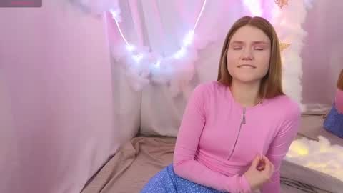 Alisia online show from 10-12-25, 09:30