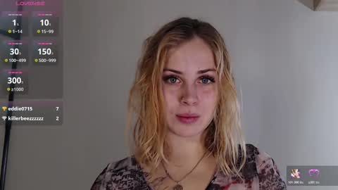 Snapshot of alismoona chatting on 11-19-25, 06:52 Alisa online show from 11-19-25, 06:52