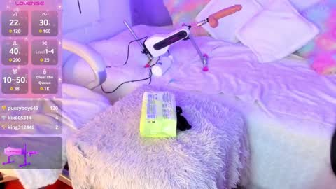 Snapshot of alison_fire12 chatting on 12-17-24, 01:16 online show from 12-17-24, 01:16