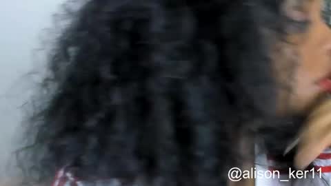 Sofias house online show from 10-13-25, 01:38