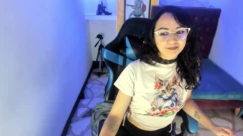 ALISON MOON online show from 11-14-25, 01:21