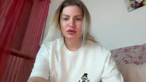 Ecate online show from 09-25-25, 06:55