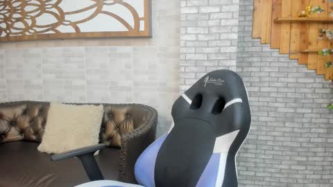 alisonn_doll online show from 01-17-26, 07:17