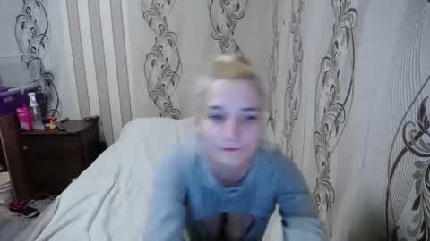 Snapshot of alissaclentx chatting on 12-04-25, 10:40 alissaclentx online show from 12-04-25, 10:40