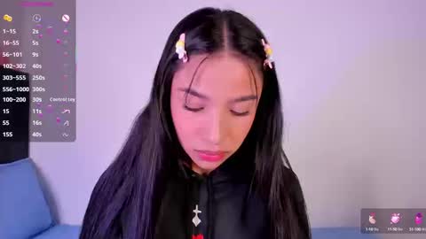 Snapshot of alissarose_ chatting on 09-09-25, 12:21 Mara Isabel online show from 09-09-25, 12:21