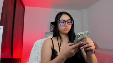 Snapshot of alissia_viera chatting on 09-08-25, 08:52 iraide online show from 09-08-25, 08:52