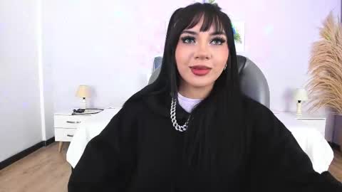 alisson__cortez online show from 10-25-25, 05:37