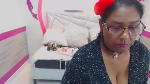 Snapshot of alisson_morrist chatting on 12-22-24, 01:45 alisson_morrist online show from 12-22-24, 01:45