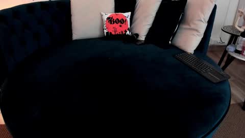 ALISSON  online show from 10-24-25, 08:38