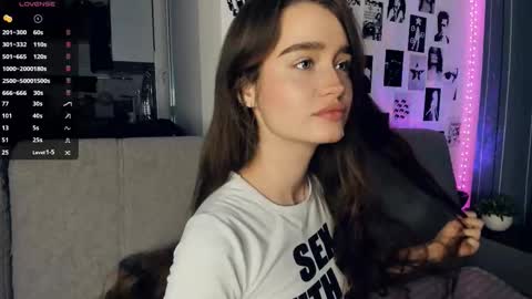 Alivia online show from 11-27-25, 09:22