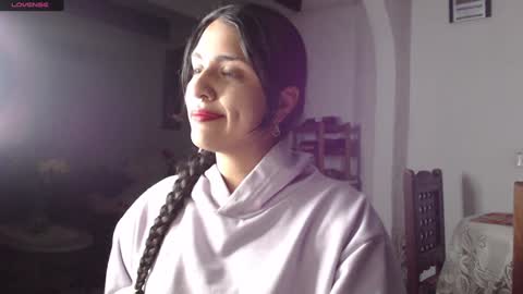 Snapshot of alix_beltran chatting on 01-13-25, 12:51 Alix online show from 01-13-25, 12:51