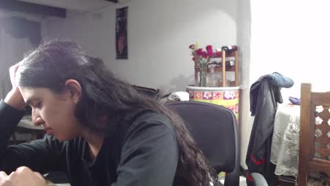 Snapshot of alix_beltran chatting on 02-09-25, 02:28 Alix online show from 02-09-25, 02:28