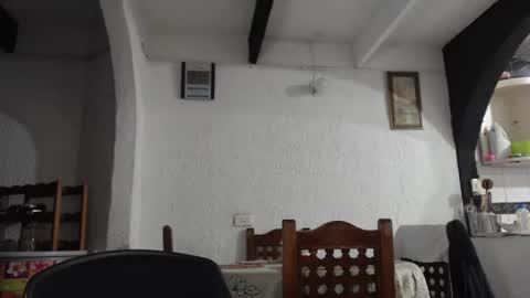 Snapshot of alix_beltran chatting on 03-05-25, 04:34 Alix online show from 03-05-25, 04:34