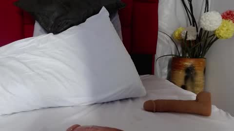Alix online show from 03-10-25, 11:27