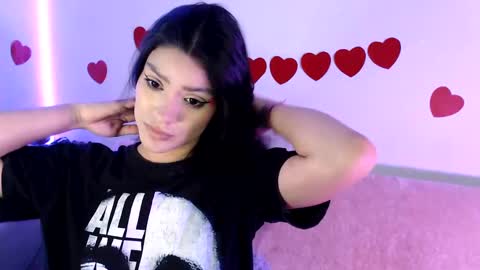 Snapshot of all_smiles_here chatting on 01-30-25, 09:47 Lola online show from 01-30-25, 09:47