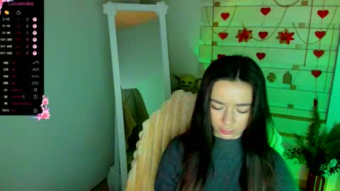 Snapshot of allana_dream chatting on 02-05-26, 07:35 Allana online show from 02-05-26, 07:35