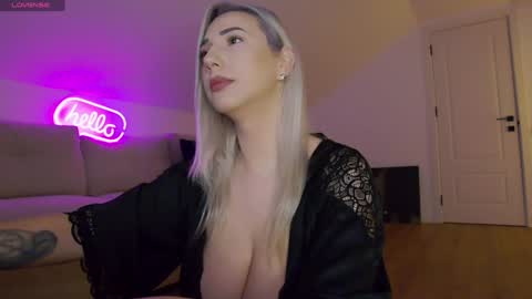 A day u didnt smile is a lost day online show from 02-24-26, 04:10