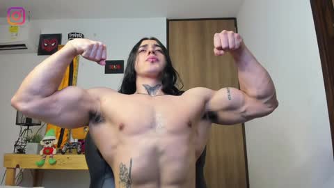 independent model 3 online show from 01-18-25, 09:55