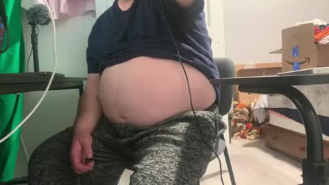 Allergictolove online show from 10-22-25, 10:42