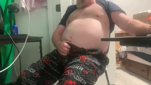 Allergictolove online show from 10-24-25, 11:01