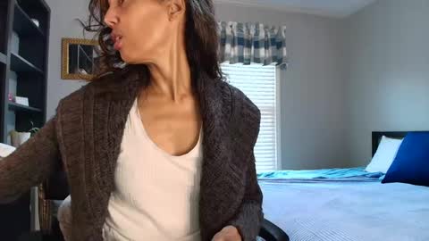 wishlist on bio online show from 10-06-25, 09:12