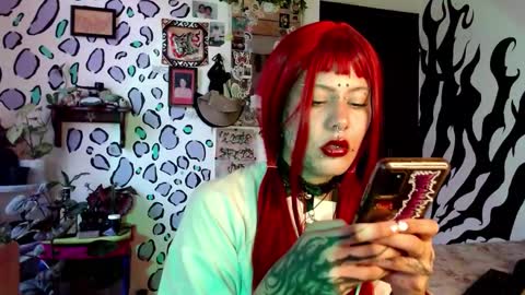 Snapshot of allice_rousse_ chatting on 10-05-25, 10:07 allice_rousse_ online show from 10-05-25, 10:07