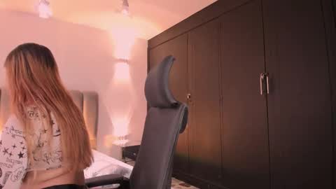 ALLICE online show from 10-24-25, 11:50