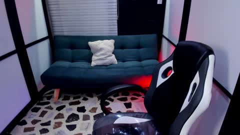 Allice online show from 09-25-25, 04:05