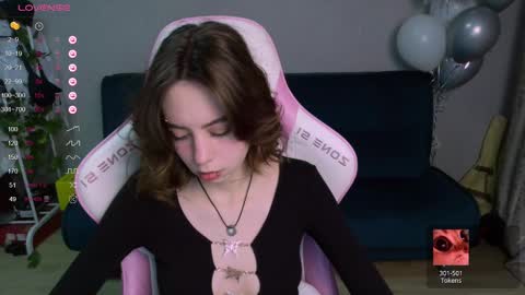 Snapshot of allie_hazie chatting on 02-13-25, 08:03 alice online show from 02-13-25, 08:03