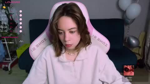 Snapshot of allie_hazie chatting on 02-27-25, 11:04 alice online show from 02-27-25, 11:04