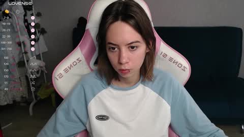 Snapshot of allie_hazie chatting on 09-11-25, 01:39 alice online show from 09-11-25, 01:39