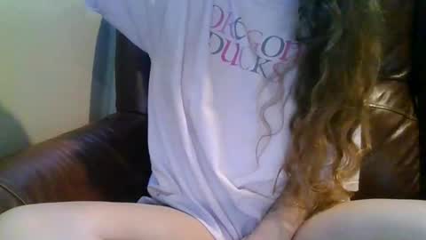 alliebearx online show from 12-01-25, 11:43
